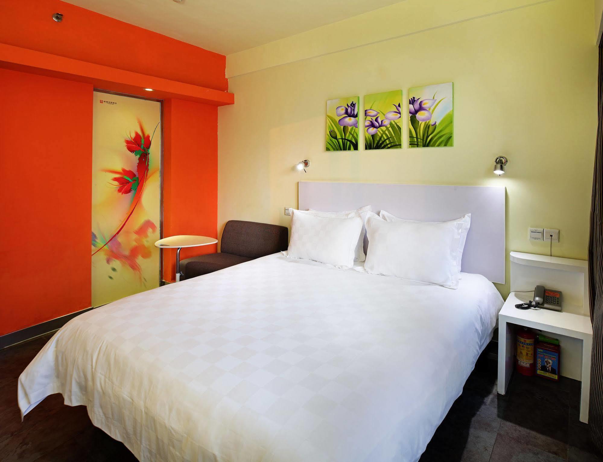 Yanjiang East Garden Inn Guangzhou Exteriör bild