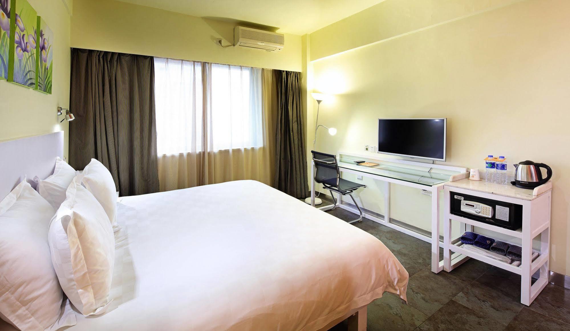 Yanjiang East Garden Inn Guangzhou Exteriör bild