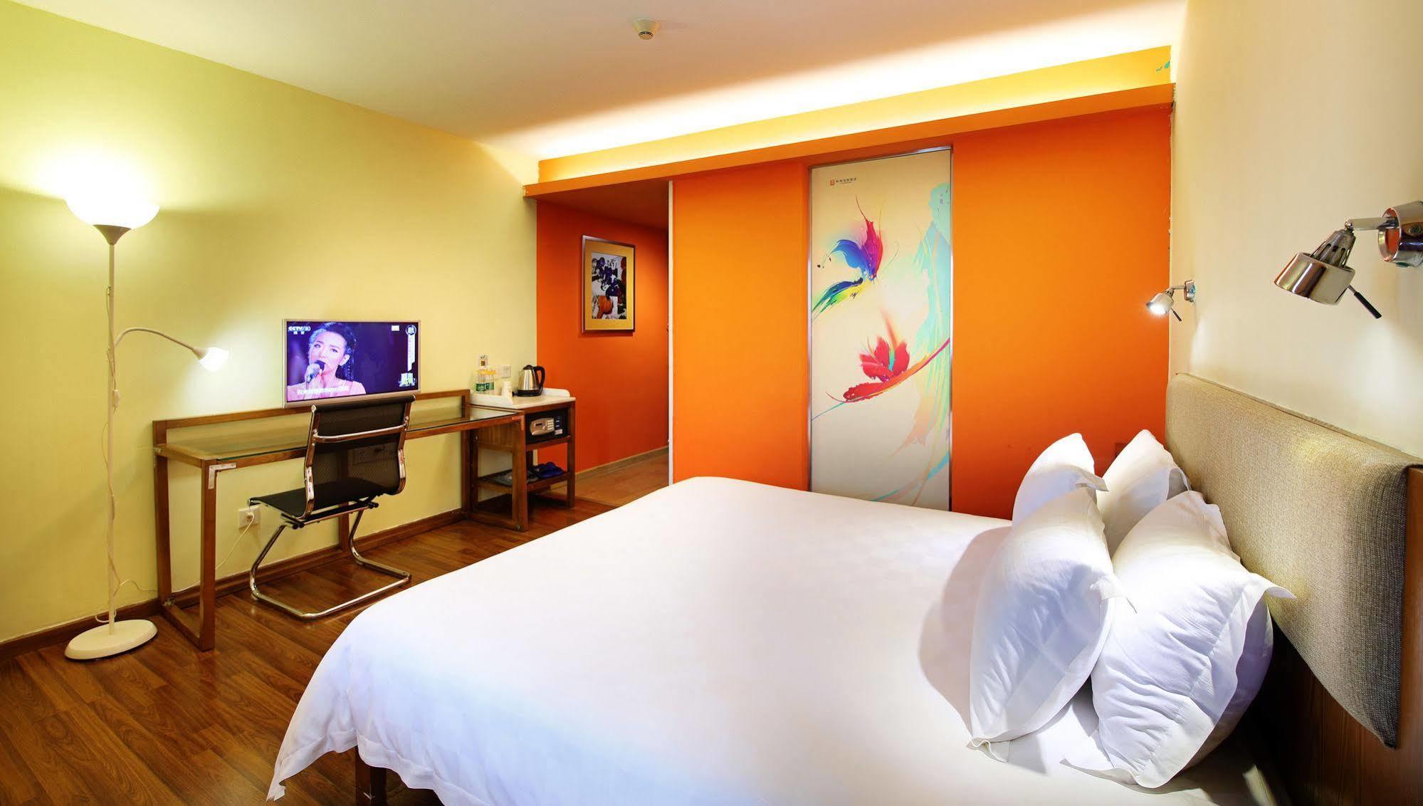 Yanjiang East Garden Inn Guangzhou Exteriör bild
